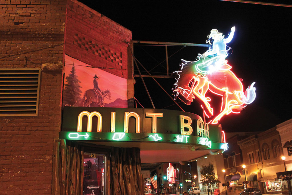 Mint Bar True West